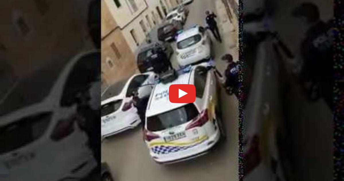 Zobaczcie jak policja z Majorki dba o mieszkańców zamkniętych w domu <3